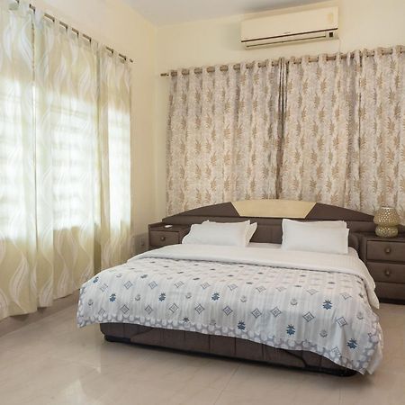 グワーハーティー The Urban Grandeur 1 Bed & Breakfast エクステリア 写真