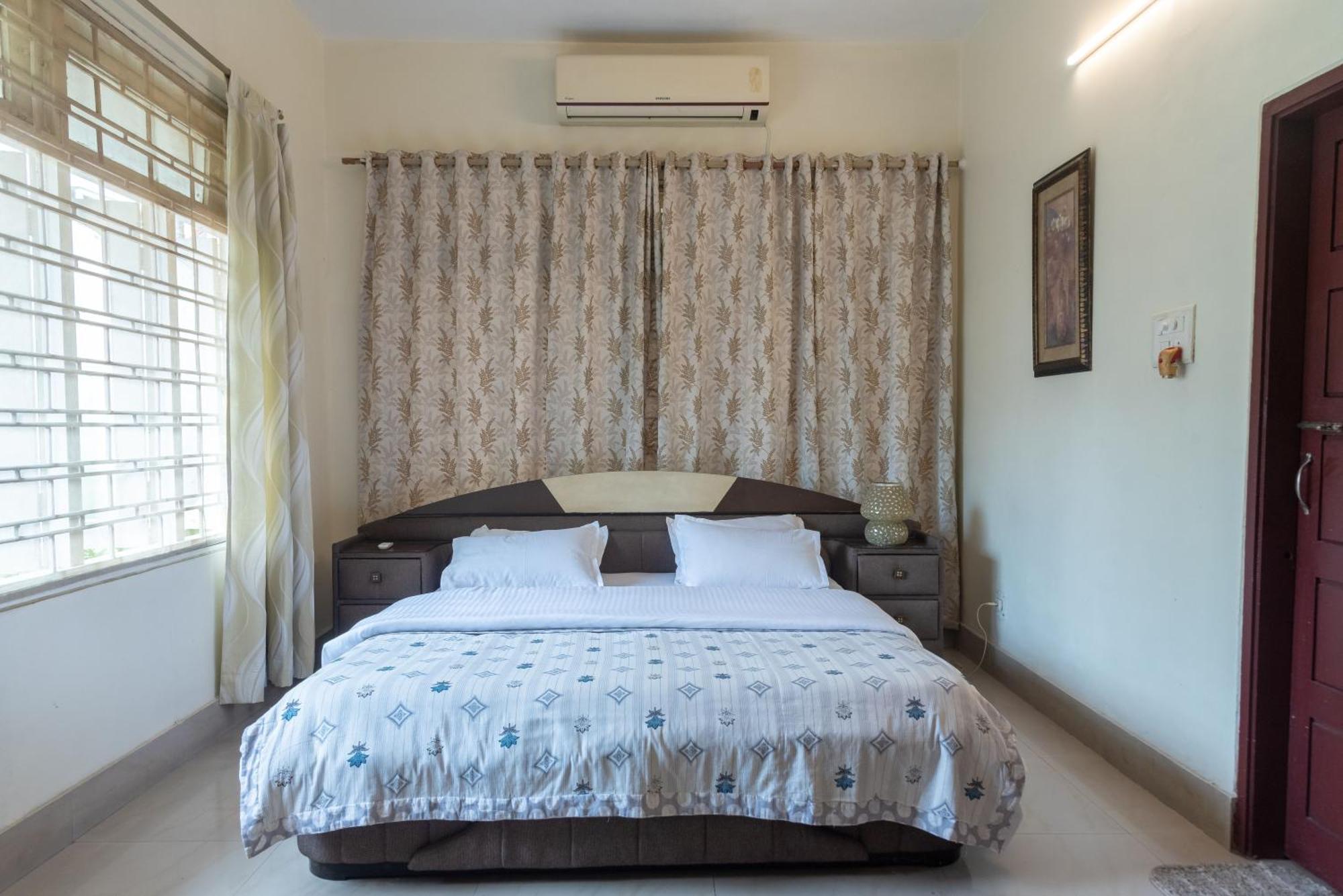 グワーハーティー The Urban Grandeur 1 Bed & Breakfast エクステリア 写真