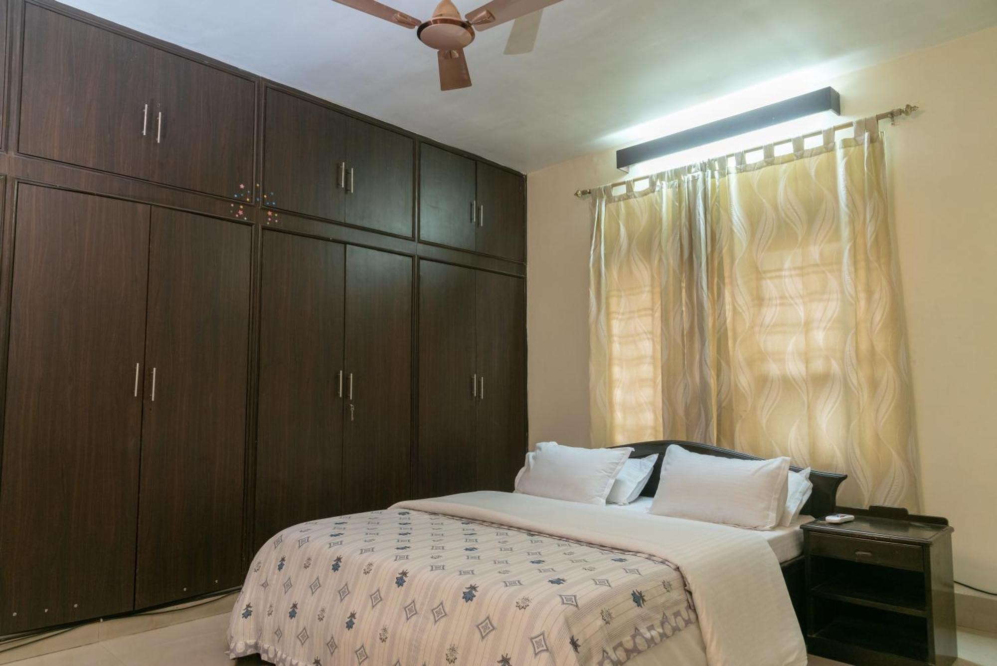 グワーハーティー The Urban Grandeur 1 Bed & Breakfast エクステリア 写真