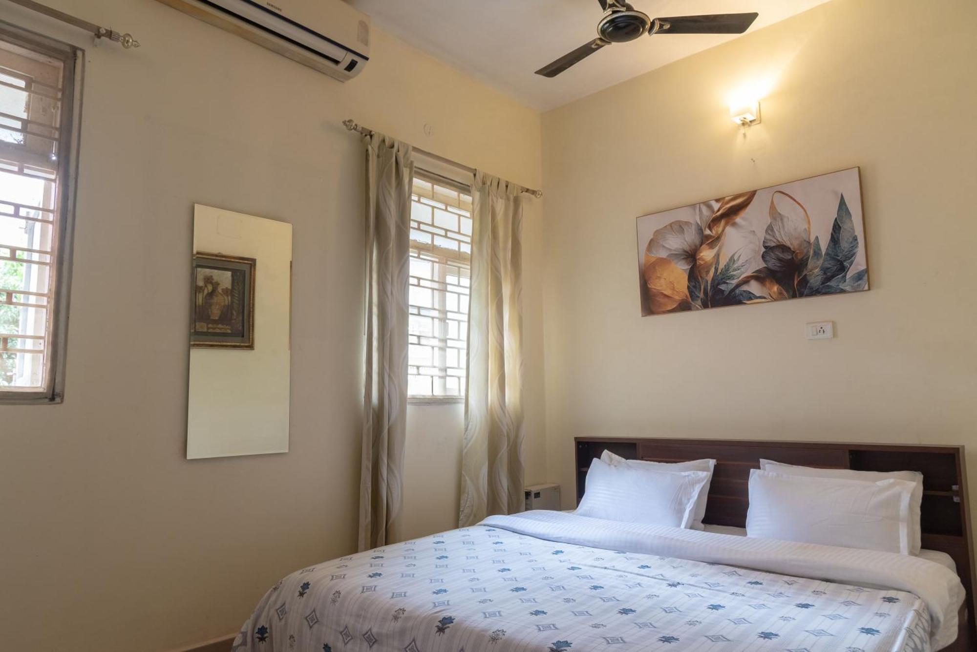 グワーハーティー The Urban Grandeur 1 Bed & Breakfast エクステリア 写真